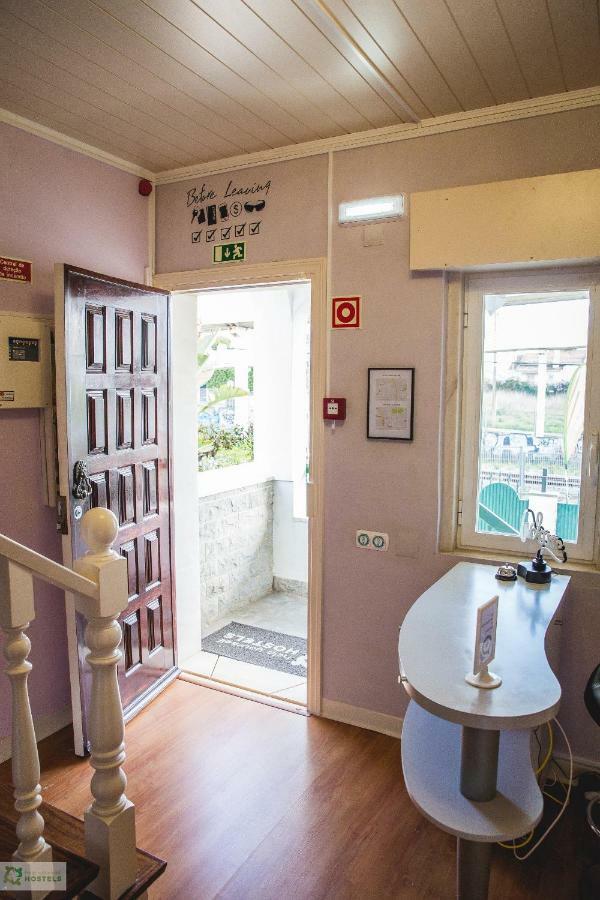 Help Yourself Hostels - Carcavelos Coast Carcavelos (Lisbon) Exterior foto